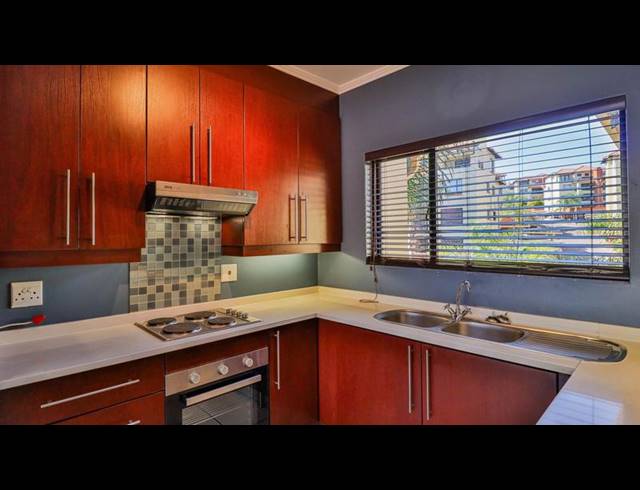 2 BEDROOM APARTMENT FOR SALE IN SUNNINGHILL